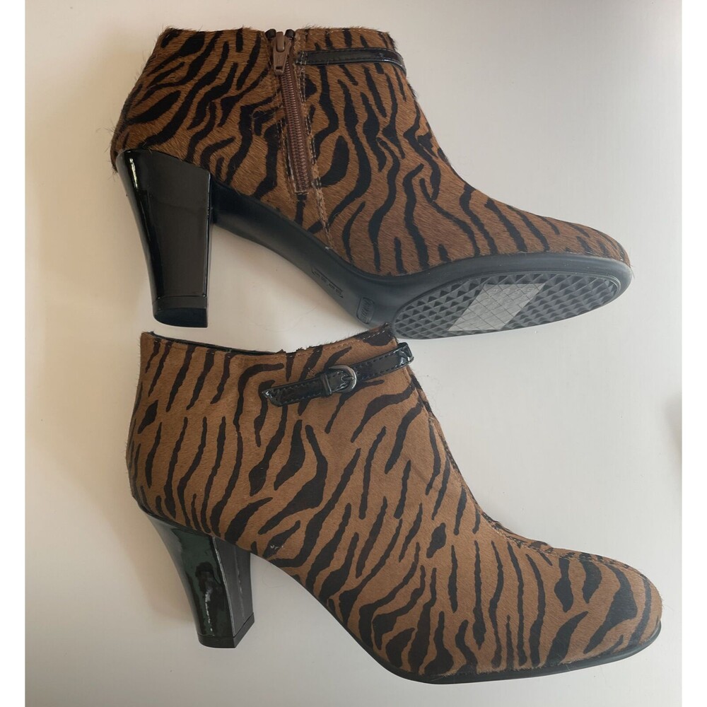 Aerosoles Leather Booties 10M Brown Black Cow Hair Ankle Boots Zip Round Toe